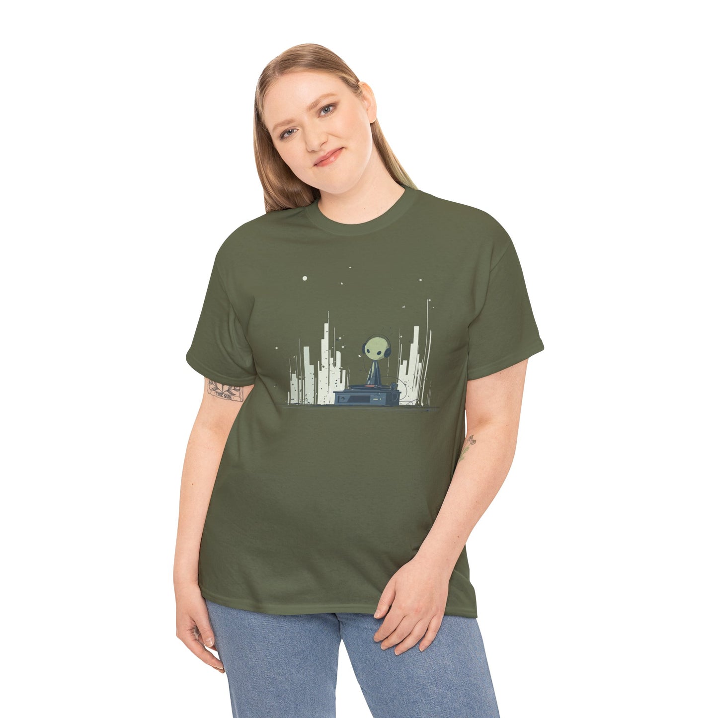 Alien Vibes - Alien DJ Shirt
