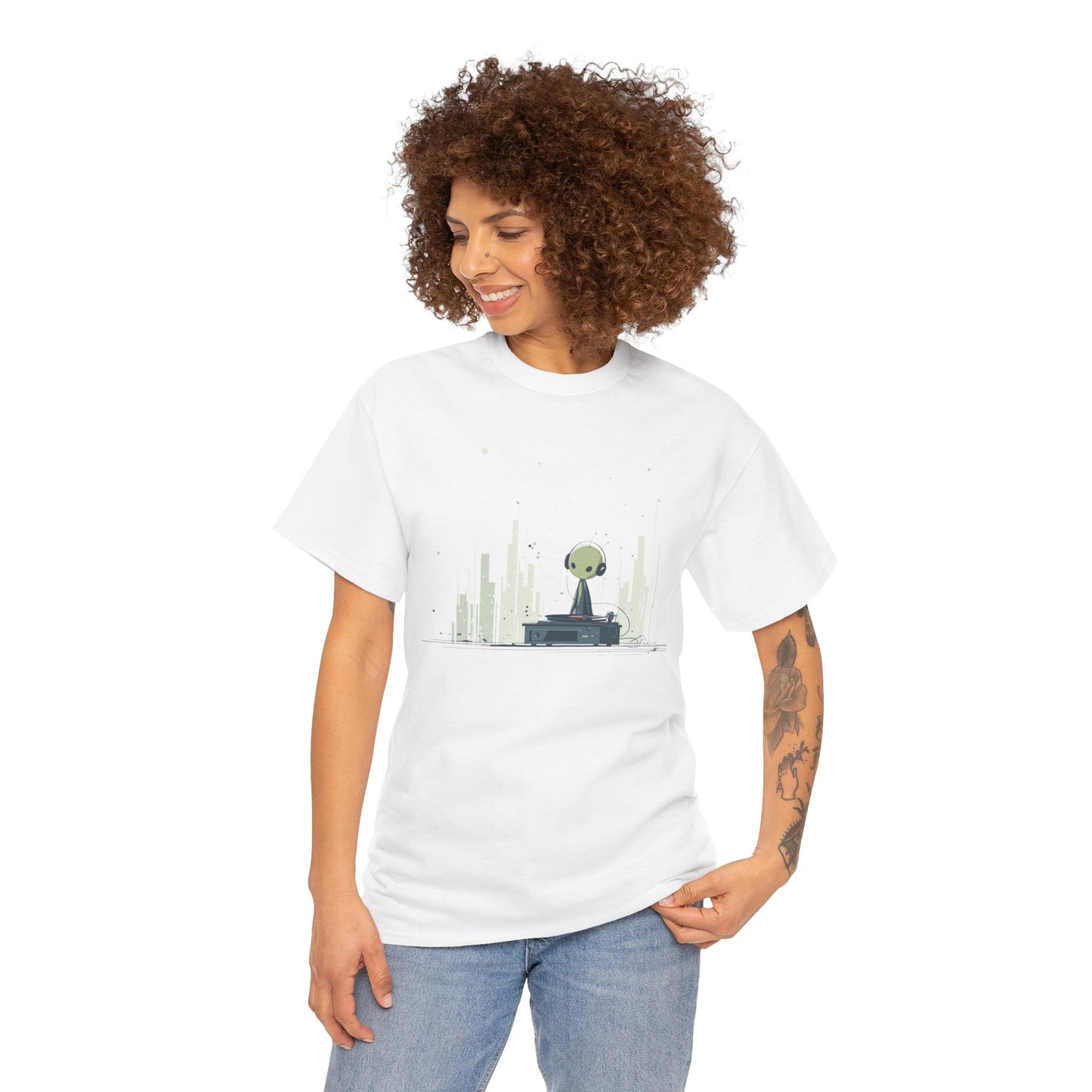 Alien Vibes - Alien DJ Shirt